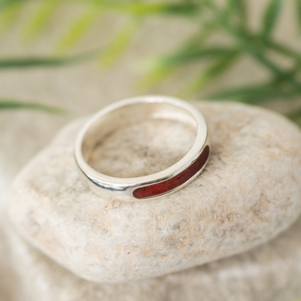 Classic Memorial Ring