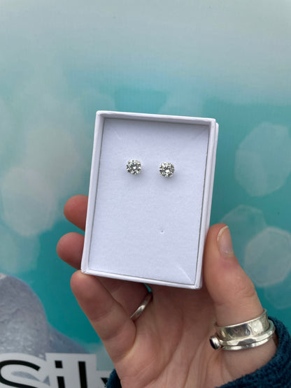 6mm Cubic Zirconia Studs