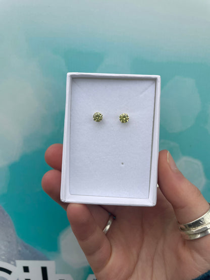 5mm Cubic Zirconia Studs